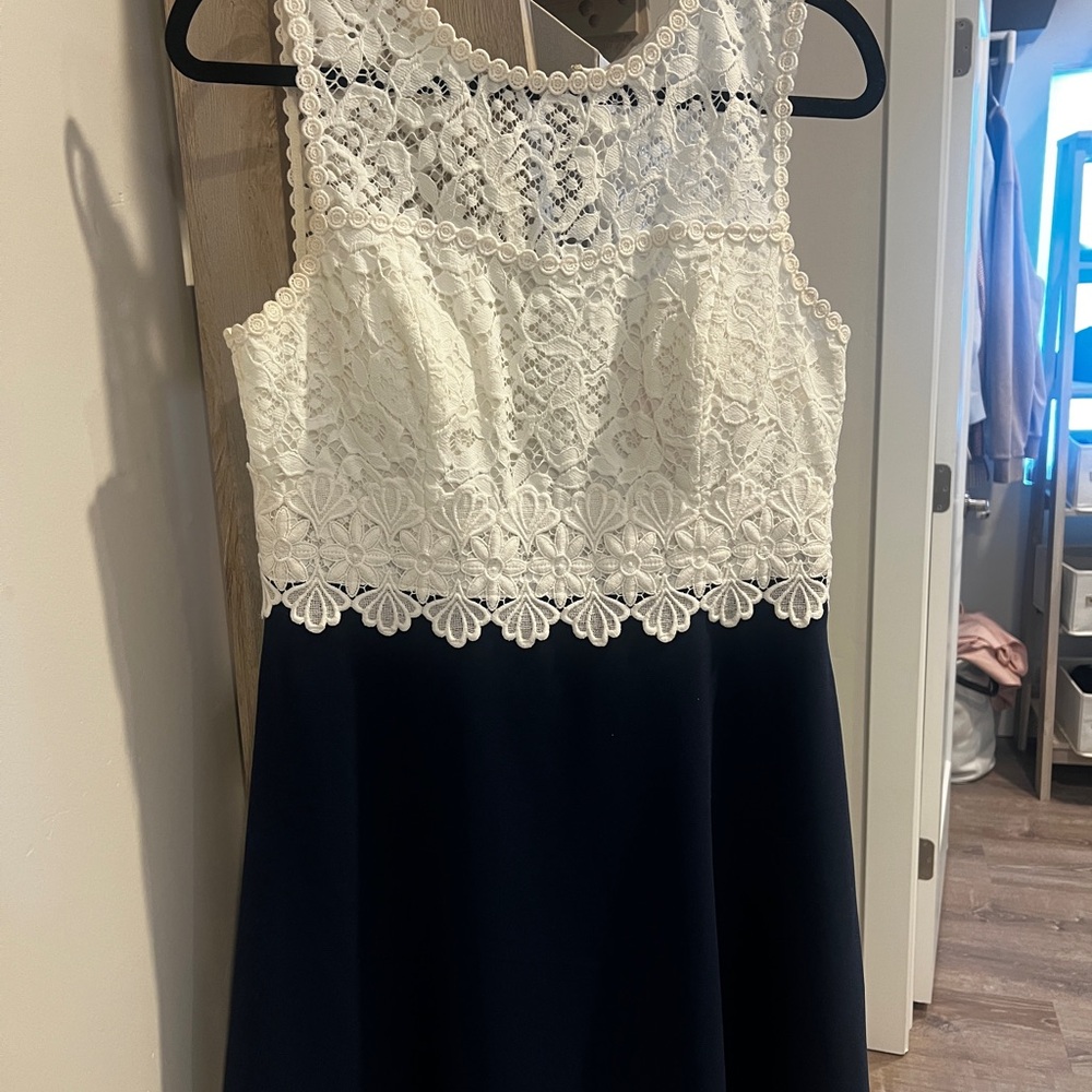 Lilly Pulitzer Elegant Lace Top Dress in White and Navy